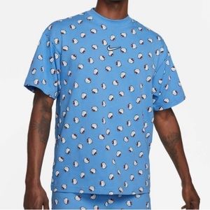 Nike x Hello Kitty heavyweight tshirt sz L